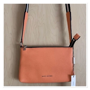 Bandolera MARC JACOBS Cosmo Cuero Guijarro Melón - Imagen 1 de 7