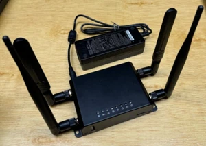 NEXQ6GO Cellular Ready 2.4GHz WiFi Router + EM12-G LTE Modem + PSU + Antennas - Picture 1 of 9