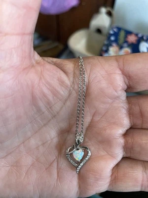 Collar de cadena circular de plata de ley 925 vintage de 18”, con colgante de ópalo de corazón Foto 1 de 3