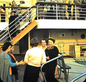 Orig Slide, Passengers on Back Deck of Cruise Ship "SS LURLINE" - Matson Lines - Picture 1 of 1