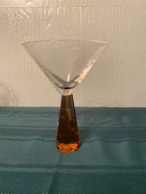 Cristal ámbar octogonal vidrio Martini con tallo de diamante 6,5” T 5”D Foto 1 de 3