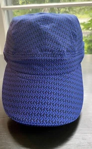 Lululemon Blue/ Black Ventilated Adjustable Hat One Size **EUC** - Picture 1 of 6