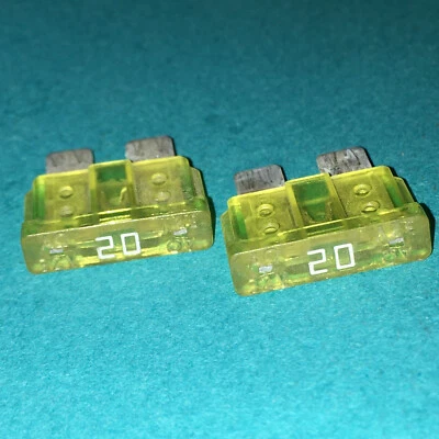 2 VOLVO 940 1991-1995 20A 20 AMP FUSE ALL 940 YELLOW FITS 1991 1992 1993 1994 - Image 1 of 3