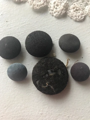 6 Antique Vintage Defiance Fabric Covered Buttons Black Blue Velvet Silk Lot A Cover