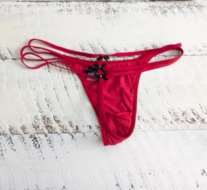 Frederick's of Hollywood taglia S vintage rosso fiocco triplo cinturino perizoma - Foto 1 di 5