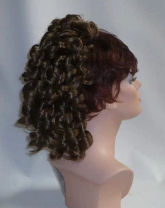Pezzo di capelli ricci coda di cavallo clip a banana "Cassie" 14" (non elasticizzato) - Foto 1 di 25