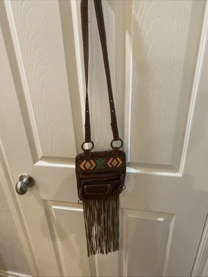 River Island Bandolera Cuero Hippie Bolso Marrón Tres Bolsillos Foto 1 de 4