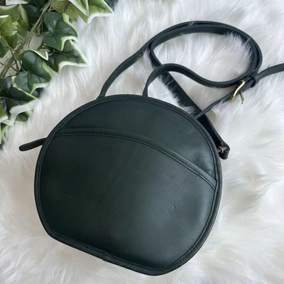 COACH 9901 Chester Canteen Shoulder Crossbody Round Bag Green Leather  Used - Image 1 of 4