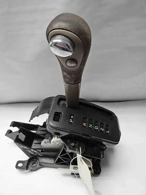 2003 04 TOYOTA COROLLA Automatic Transmission Floor Shifter - Image 1 of 3