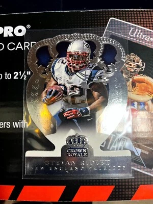 2014 Crown Royale Football Card #64 Stevan Ridley V828 NFL CARDS - Image 1 of 2