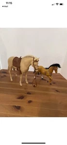 set of 2 vintage plastic horses - Picture 1 of 8