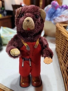 Old Vtg Tin Litho Wind Up Bear Flipping Pages While Reading Book Toy - Picture 1 of 11