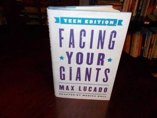Facing Your Giants, подростковое издание — твердая обложка Макса Лукадо — ОЧЕНЬ ХОРОШЕЕ СОСТОЯНИЕ - Изображение 1 из 1