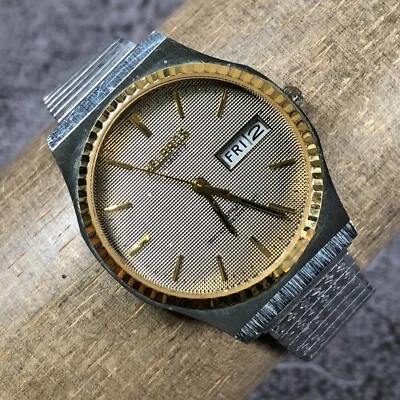 Helbros Men 86943 Day Date Silver Expansion Band 33mm Quartz Analog Watch 6 1/2" - Image 1 of 4