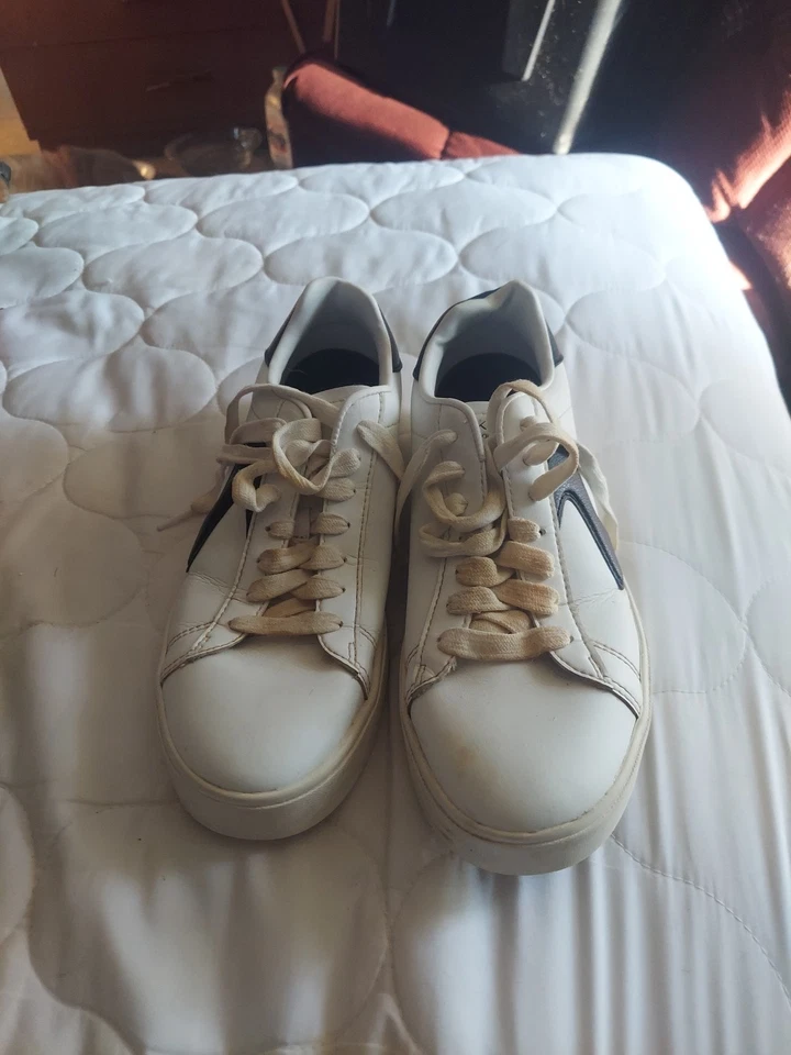 Skechers Court Classic Size 8.5 - Image 1 of 4