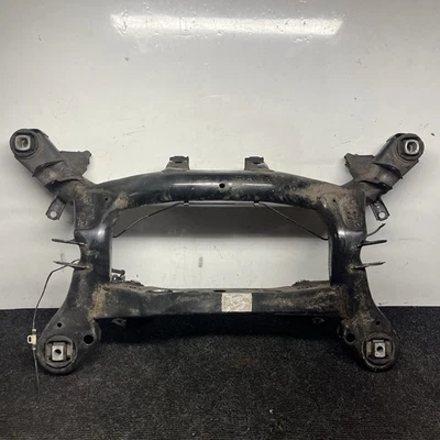 ☑️ 07-13 BMW E90 E92 E93 335I Subquadro de Eixo Traseiro Suporte de Berço Crossmember Fabricante de Equipamento Original - Imagem 1 de 4