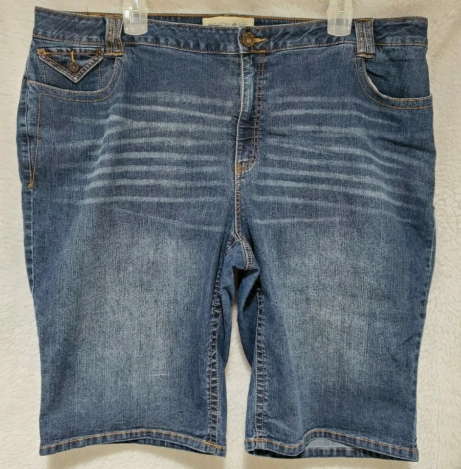 Fashion Bug Womens Shorts Size 28W Blue Jean - Image 1 of 4