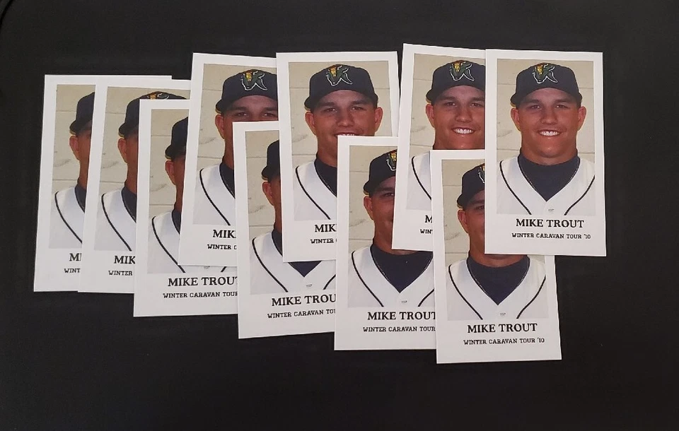 Lote de (10) tarjetas de caravana de invierno 2010 Mike Trout novato Los Angeles Angels Foto 1 de 1