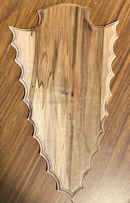 Ambrosia Maple European Deer Skull Mount Plaque Pedestal Arrowhead w/hanger - Image 1 of 4