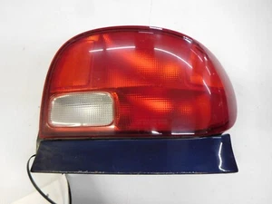 OEM GEO Metro 4 Door Right Tail Light Assembly 1995-2001 91173740 - Picture 1 of 3
