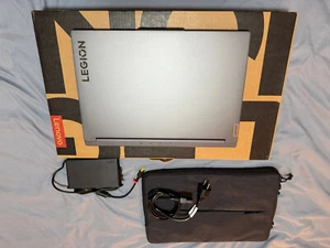 Legion 5 Slim 16 Zoll 16APH8 (Ryzen 7 7840HS, 16GB, RTX 4060 125W, 1,5TB, 165Hz) - Bild 1 von 11