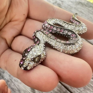 VINTAGE KENNETH LANE SNAKE SERPANT BROOCH WHITE & Pink COLOR SIGNED - Picture 1 of 6