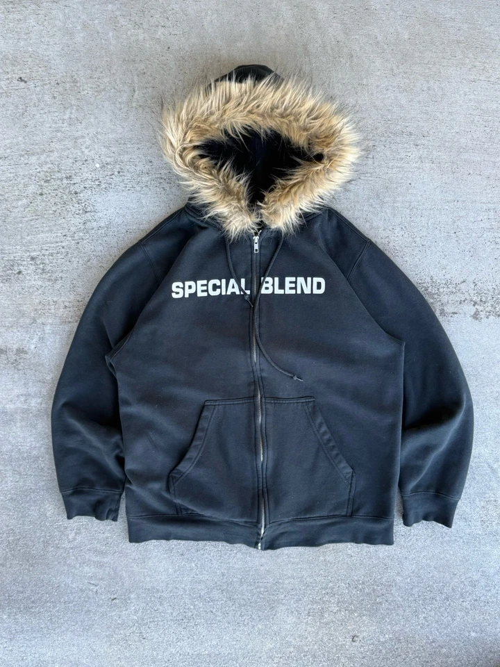 Moletom com capuz de pele Special Blend vintage anos 2000 com zíper tamanho M - Imagem 1 de 4