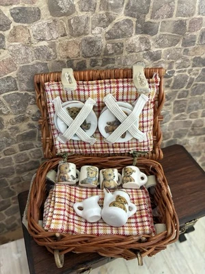Dolls House 1/12 Scale Miniature Reutter? Teddy Bear Picnic Basket Set For 4 - Image 1 of 4
