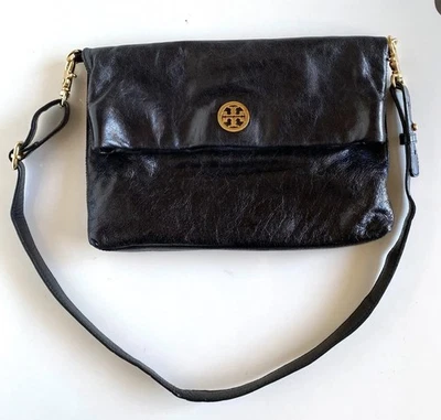 Excellent Tory Burch Dena Black Leather Foldover Convertible Crossbody bag  - Image 1 of 4