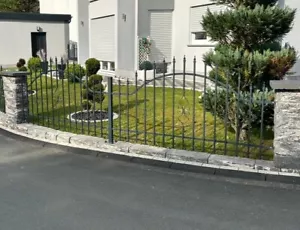20m Zaun Zaunelemente Metallzaun Gartenzaun Schmuckzaun Zaunfeld Einfahrtstor - Bild 1 von 15