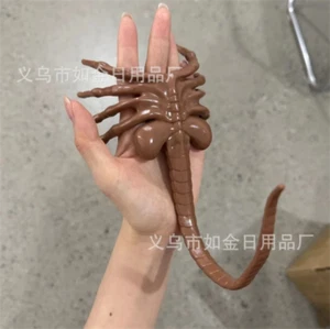 Alien Romulus Facehugger Phone Holder Film Memorabilia Universal Holder Gift - Photo 1 sur 2