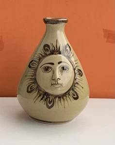 Vtg Carlos Villanueva Mexican Tonala Pottery Sun Vase Raised Face SIGNED 7x5" - Bild 1 von 13