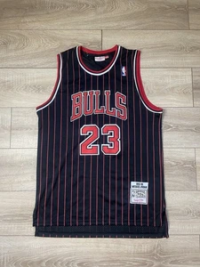 Authentic Michael Jordan Mitchell Ness 96 97 Bulls Jersey XXL Mens - Picture 1 of 6