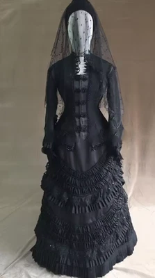 Vintage Victorian Steam Wedding Dress Gothic Black Satin Jackets Bridal Gowns - Image 1 of 4