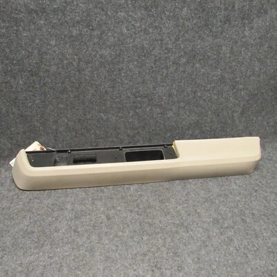 Ford Expedition 2007-2017 reposabrazos puerta delantera pasajeros diestro FL Stone OEM 67392 Foto 1 de 4