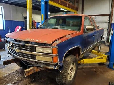 1993-1994 Chevy GMC 1500 2500 4x4 Transfer Case (np241c)(4l60E) - Image 1 of 3