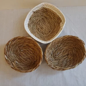 Lote de 3 pequeñas cestas africanas tejidas a mano fabricante desconocido 6" - Imagen 1 de 7