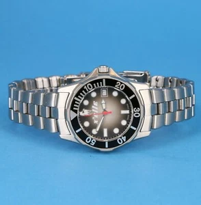 X ELLE Women's Classic Look Metal Link -LIMITED EDITION SWISS QUARTZ WATCH - Picture 1 of 6