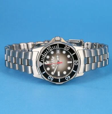 X ELLE женщин классический вид металлический ссылка - ограниченный выпуск швейцарские кварцевые часы - Изображение 1 из 4