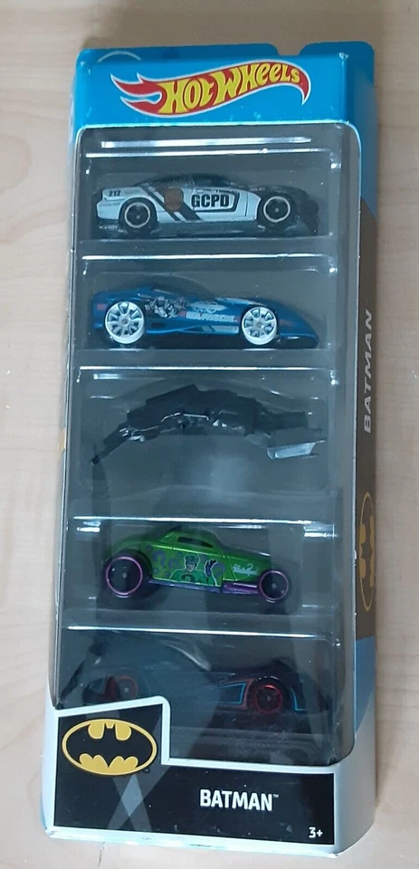 Hot Wheels 2019 BATMAN 5-Pack Diecast - Image 1 of 2