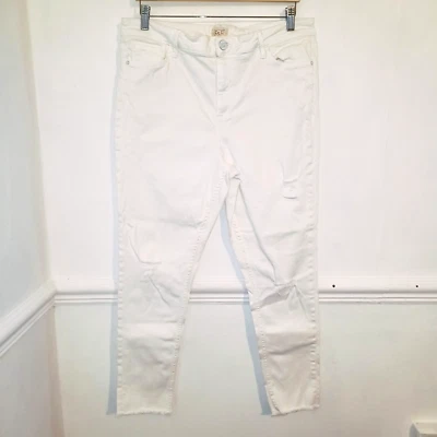 F&F Womens Jeans White Size UK 18 Distressed Denim Cropped High Waisted Casual - Image 1 of 4