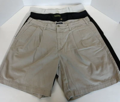 Lote de 3 Pantalones Cortos Dockers Hombre Marfil (Talla 32), Negro (Talla 33), Tostado (Talla 34) Foto 1 de 4