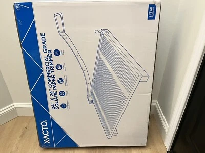 Recortadora de guillotina con base de madera cuadrada de grado comercial X-ACTO 20 hojas 24" x 24" Foto 1 de 4