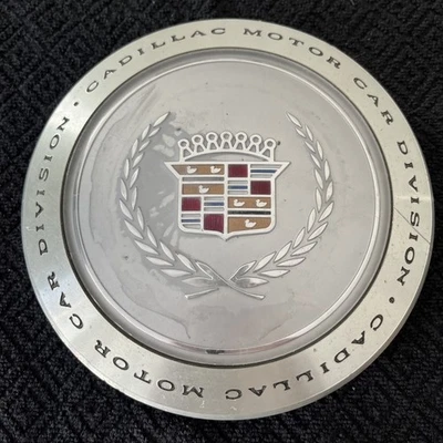 Cadillac Fleet Deville 25558415  OEM Wheel Center Rim Cap Hub Cover Lug SILVER S Foto 1 de 4