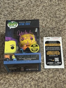 Funko Digital: Captain Kirk 18 ~ William Shatner Signed “Captain Kirk, Boldly Go - Picture 1 of 9