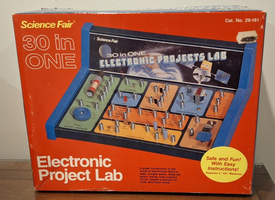 VTG Radio Shack Science Fair 30 in One Electronic Project Lab #28-161 w Manual - Image 1 of 4