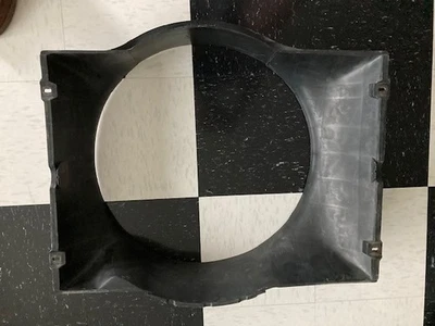 Cubierta de ventilador usada original OEM Chrysler/Dodge/Plymouth C-Body 1974-1978 Foto 1 de 4