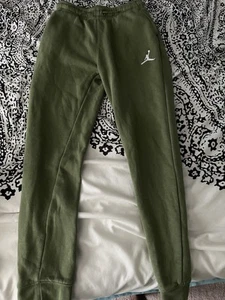 Jordan Joggers Olive Green Kids Large - Picture 1 of 3