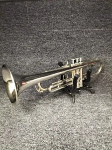YAMAHA YTR-1310 Bb Trumpet with Hard Case and Mouthpiec - Picture 1 of 13