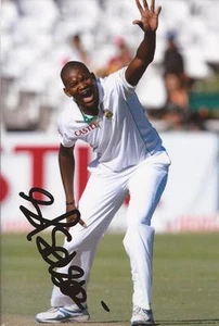 SOUTH AFRICA: LONWABO TSOTSOBE SIGNED 6x4 TEST ACTION PHOTO+COA - Picture 1 of 1